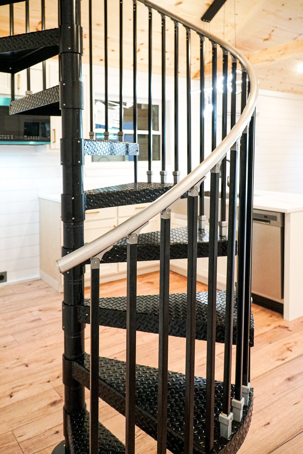 The Stallion Modern Amish Built Cabin