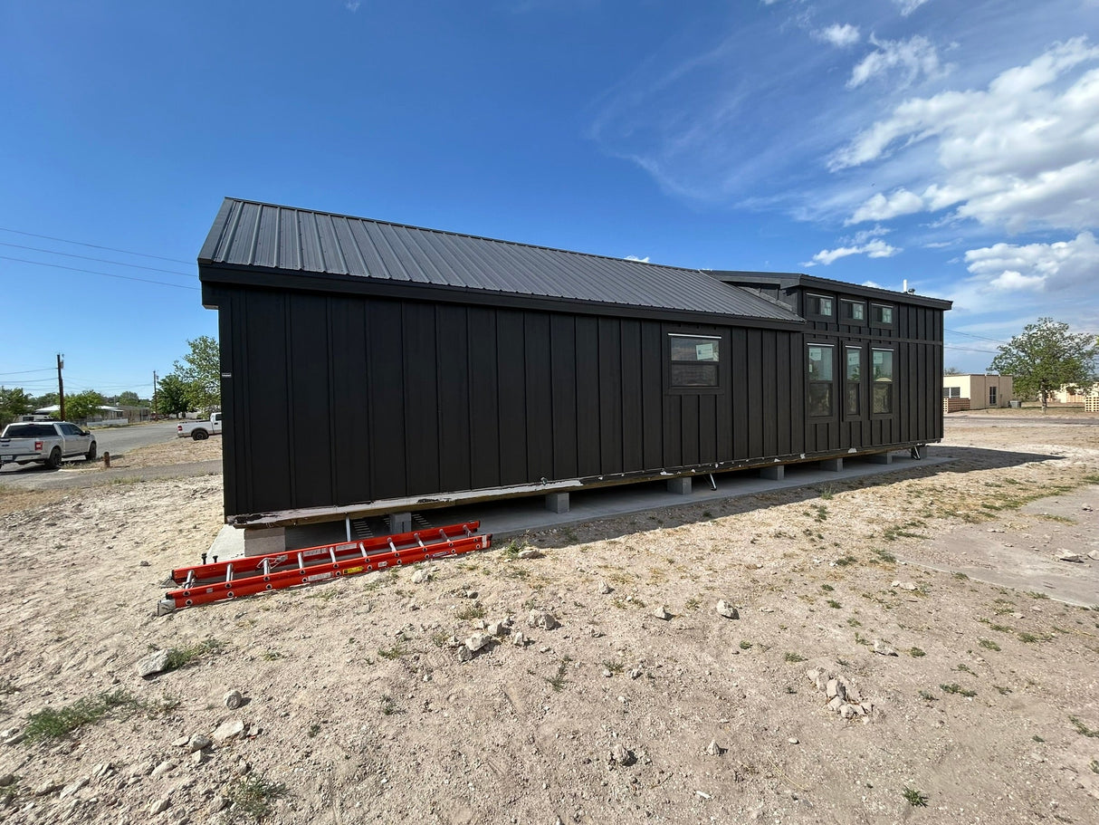 The Stallion Modern Amish Built Cabin