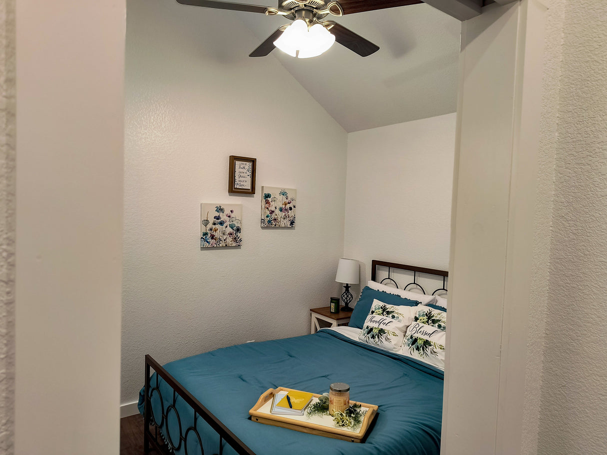 Modern RV Park Model Cottage (RVIA certified) (HAWAII PRICING)