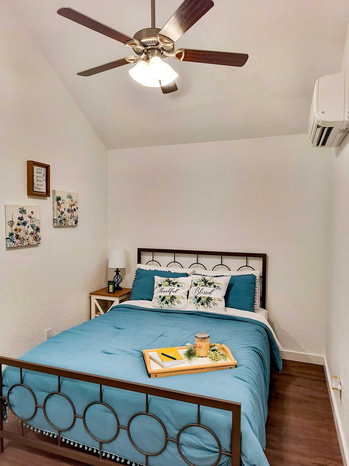 Modern RV Park Model Cottage (RVIA certified) (ARIZONA PRICING)