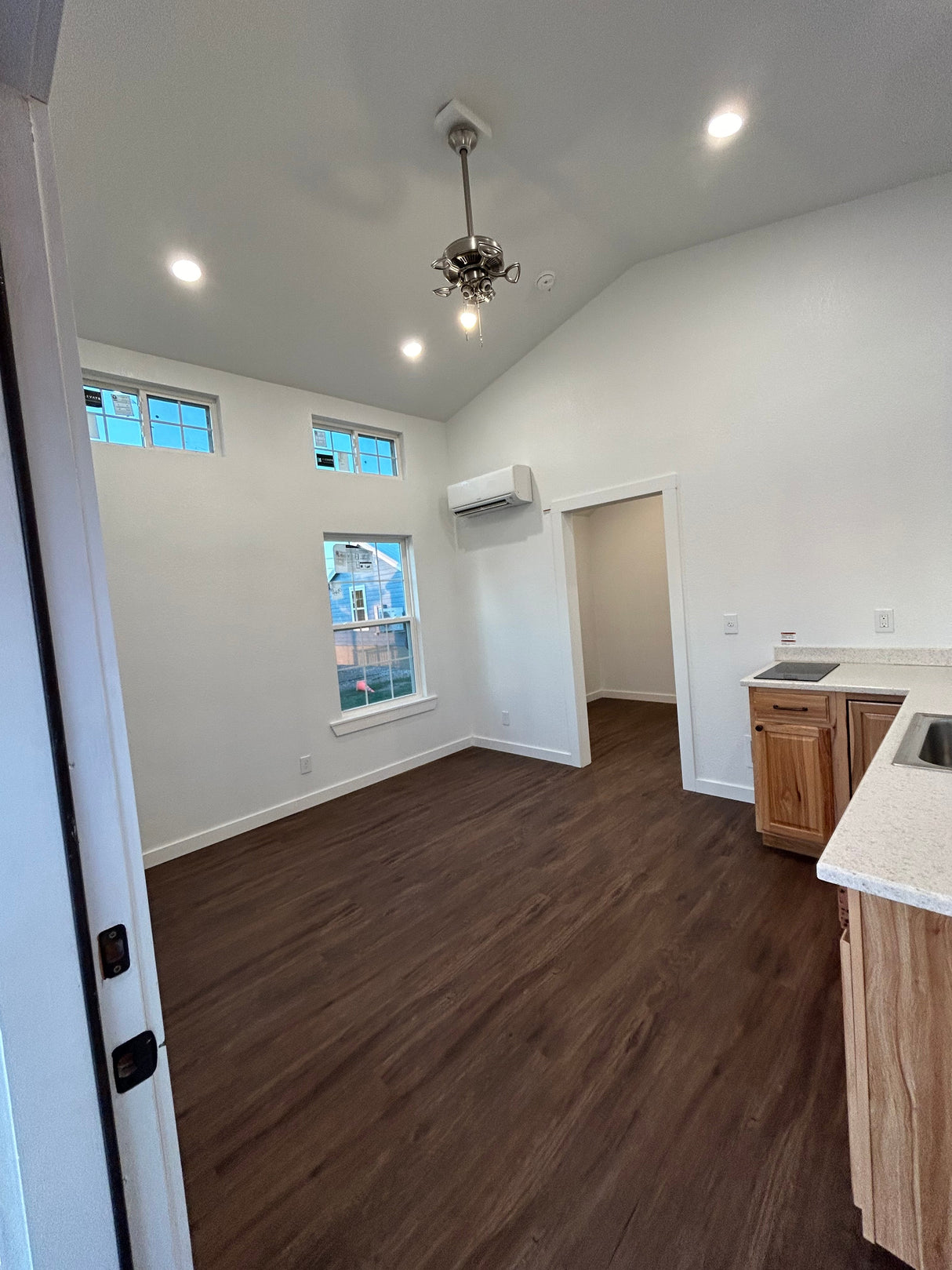 Modern RV Park Model Cottage (RVIA certified) (CONNECTICUT PRICING)