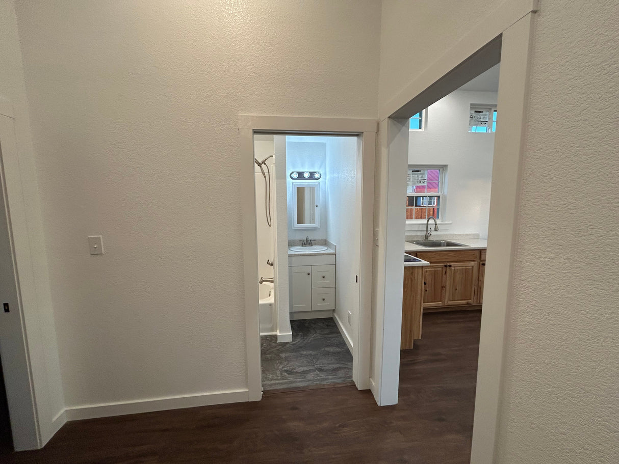 Modern RV Park Model Cottage (RVIA certified) (GEORIGA PRICING)