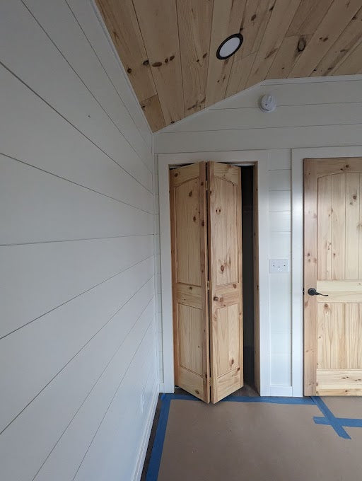 The Willow Brook Cabin ( ARKANSAS PRICING )