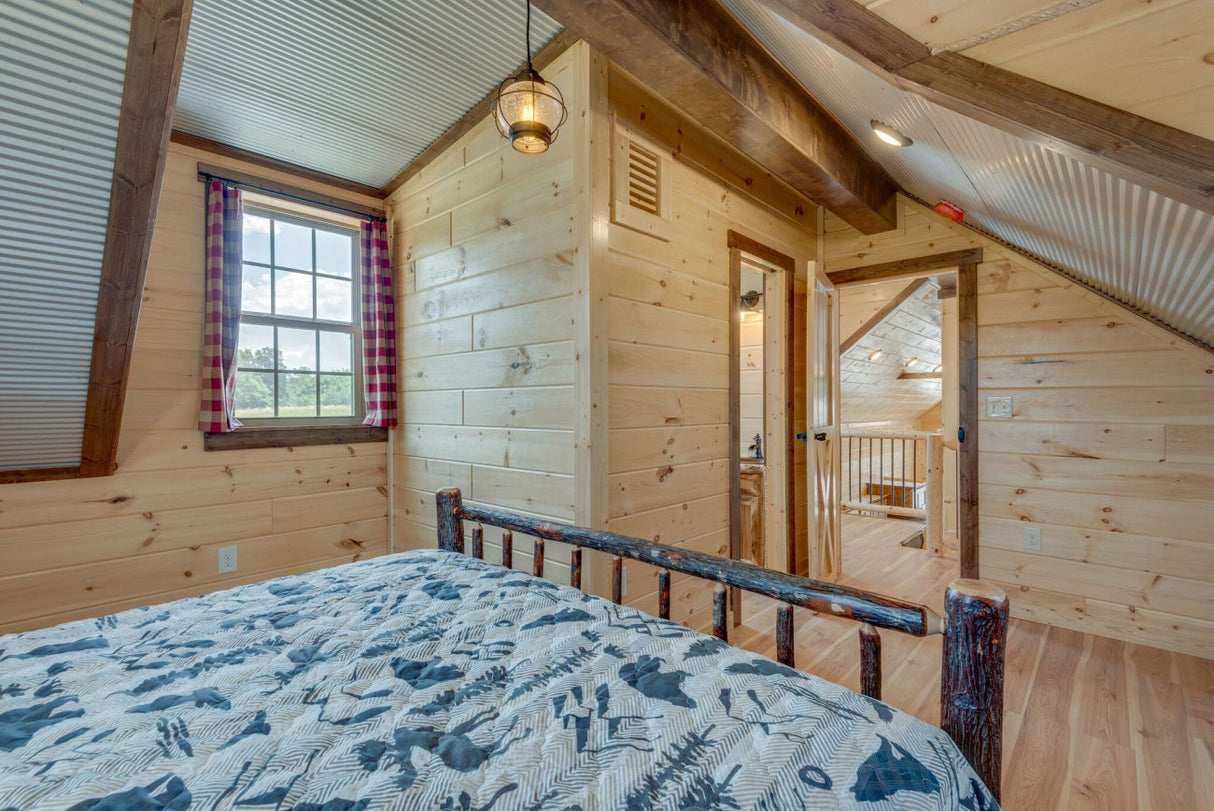 The Chattanooga Cabin (Shipping and set up pricing based on your state!)