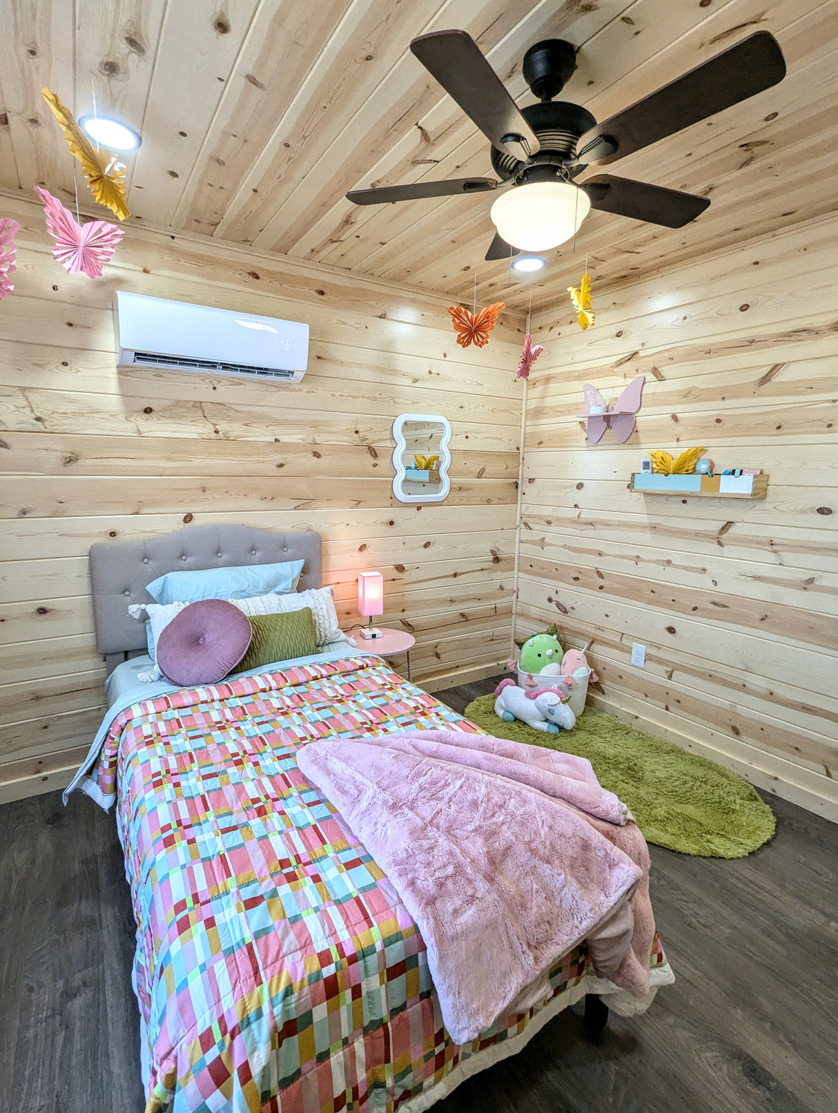 The Gatlinburg Lodge Cabin - ( ARKANSAS PRICING )
