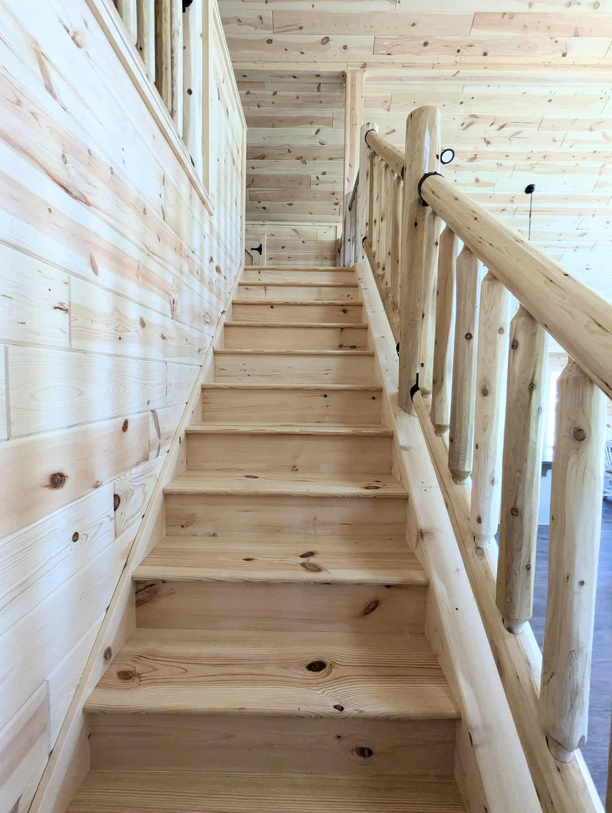 The Gatlinburg Lodge Cabin - ( ARKANSAS PRICING )