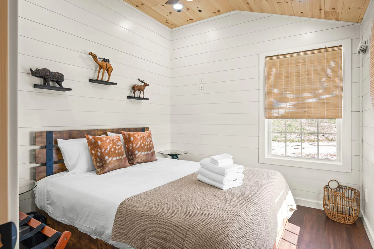 The Cumberland Crossing Cabin - ( VIRGINIA PRICING )